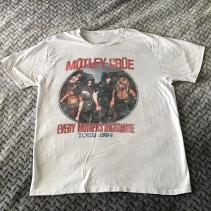 Motley Crue - Poshmark